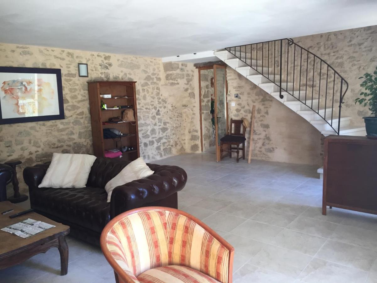 La Maison Ocre Saint-Julien-de-Briola ภายนอก รูปภาพ