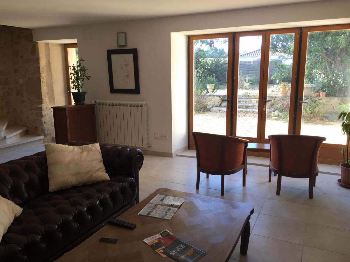 La Maison Ocre Saint-Julien-de-Briola ภายนอก รูปภาพ